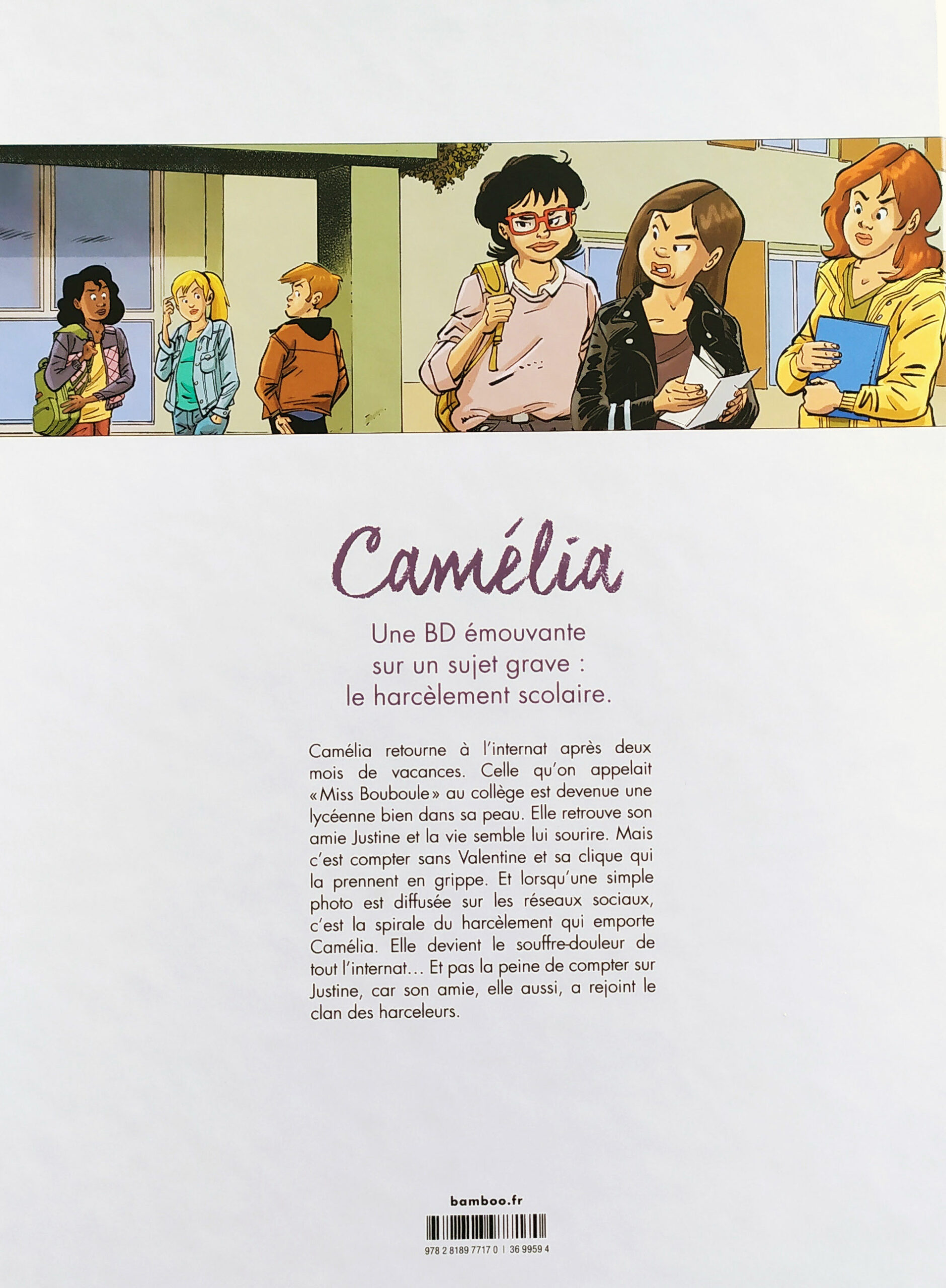 Camélia-seule-face-a-la-meute